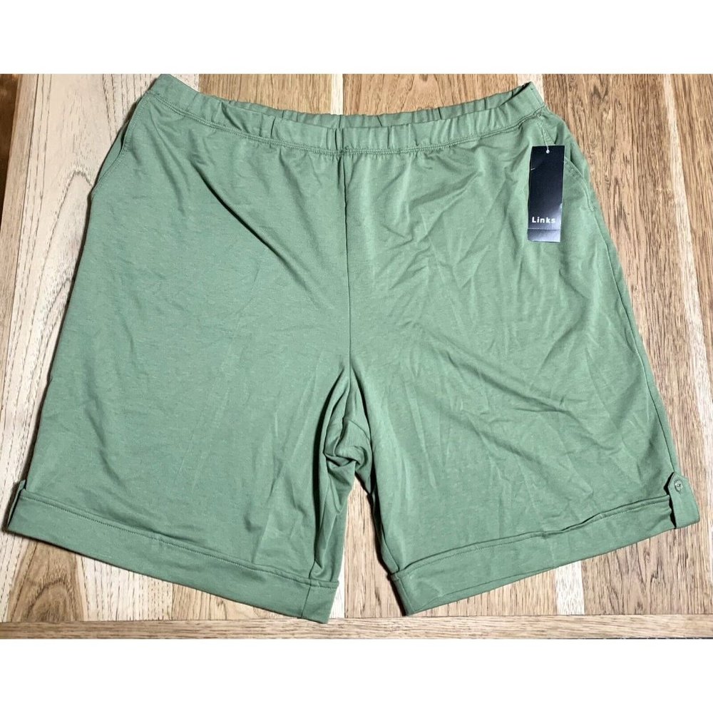Links Women’s Shorts Tree Top Green XL Above Knee New With Tags